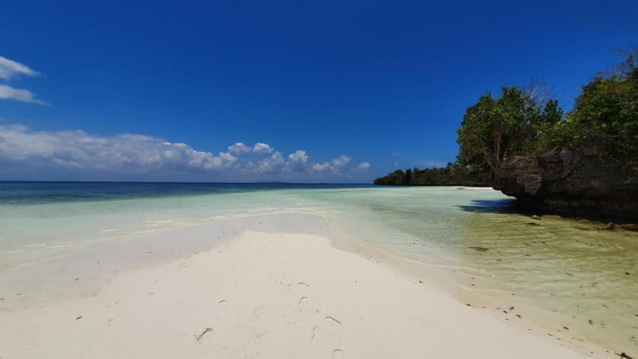 Marind Dive Eco Resort Waha Eksteriør bilde